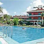 O7 Tenerife Hotel