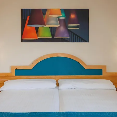 O7 Tenerife Hotel